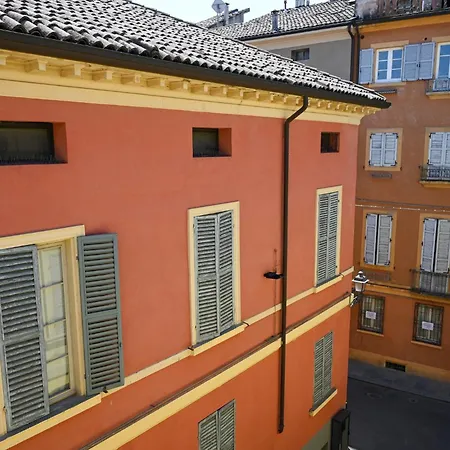 公寓 Defstero Asteri