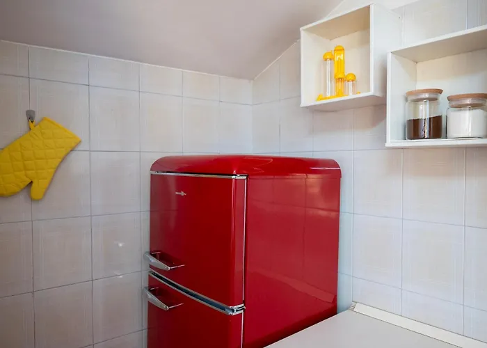 Defstero Asteri 雷焦艾米利亚